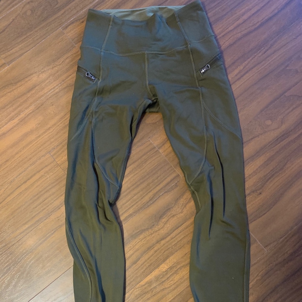 Lululemon tights